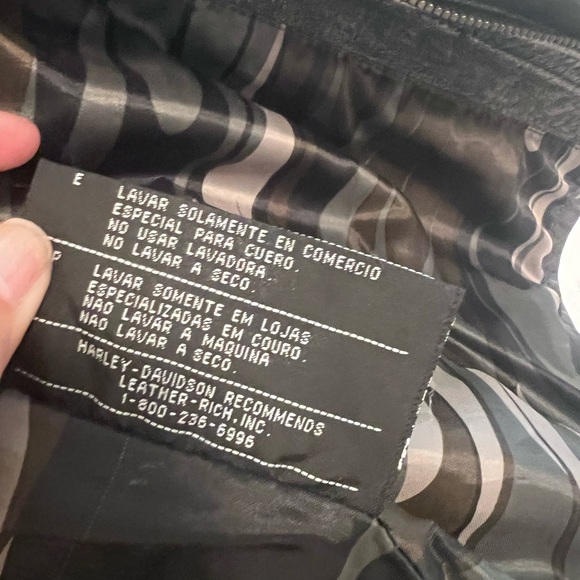 Harley Davidson Jacket - Picture 12 of 15
